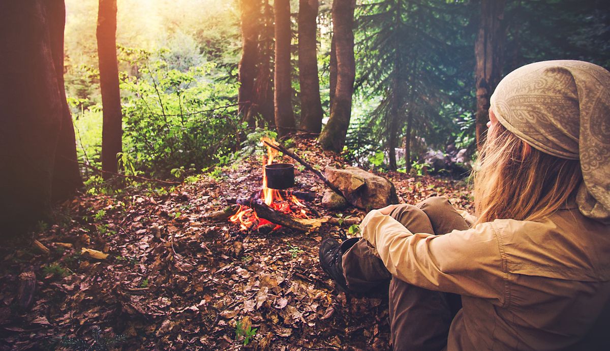 Bushcraft w lesie. Co warto mieć ze sobą