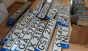 Jak rozszyfrować polskie tablice rejestracyjne?