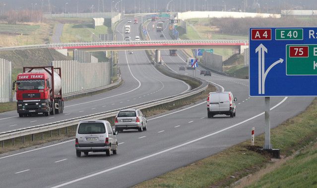 Autostrada A4: będzie zakaz wyprzedzania dla ciężarówek