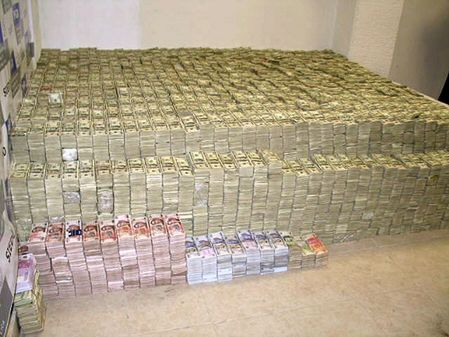 Policja skonfiskowała ok. 150 mln dolarów z handlu narkotykami