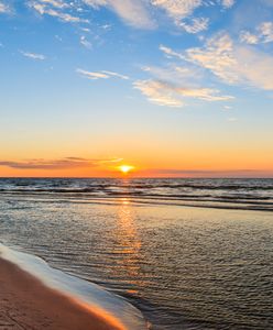 Bałtyk. Szwedzi wrzucą do morza tysiące litrów popcornu