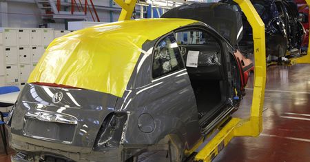 Fiat Chrysler i grupa PSA od Opla, Peugeota i Citroena łączą się. Pracownicy informowani o fuzji