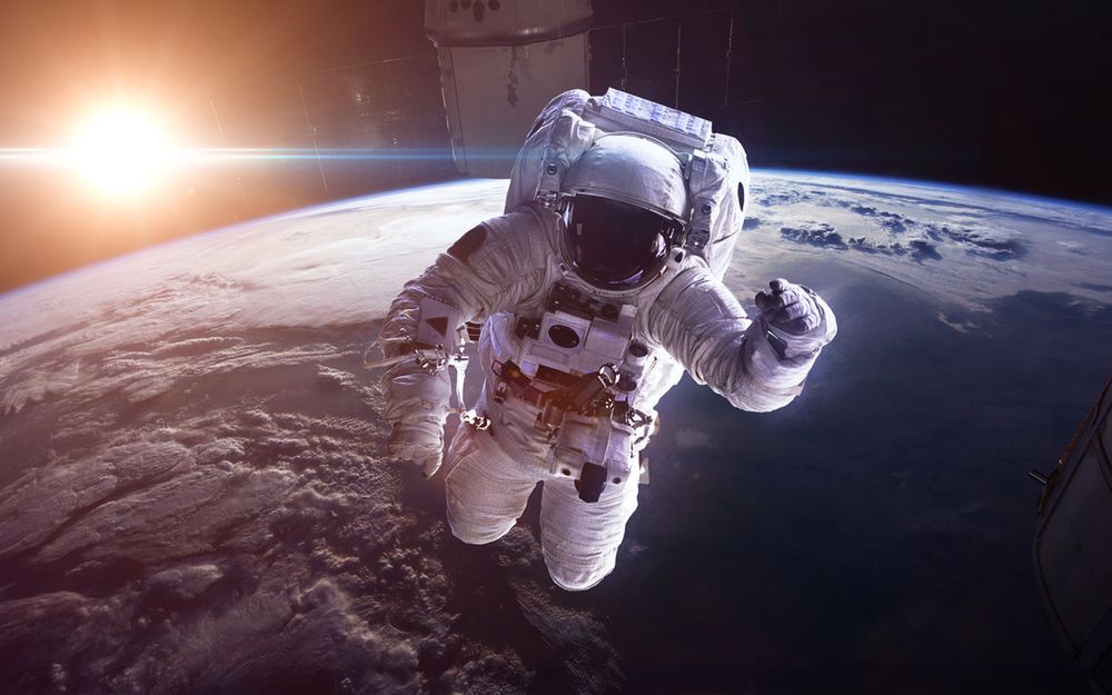 Zjednoczone Emiraty Arabskie wprowadzają prawo dla turystyki kosmicznej