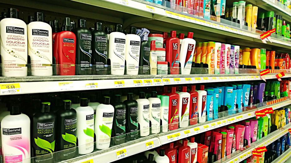 Potencjalnie niebezpieczny żel pod prysznic dostępny jest w sieci Kaufland  