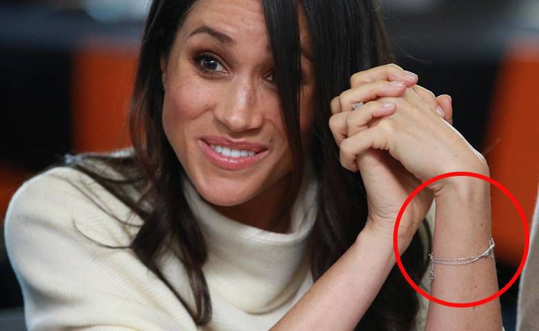 Meghan Markle – bransoletka z krzyżykiem