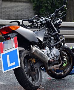 Wypadek "elki" w Morach. Instruktor i kursant trafili do szpitala