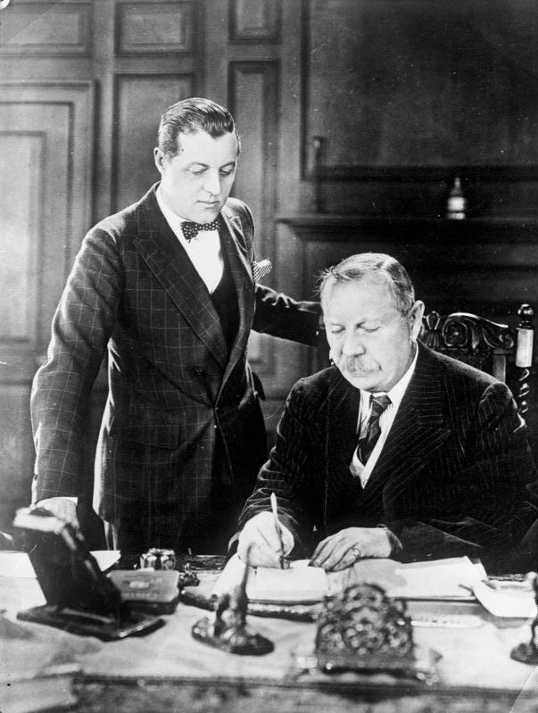 Rozrzutny playboy z maszyną do pisania. Adrian Conan Doyle nigdy nie dorównał ojcu