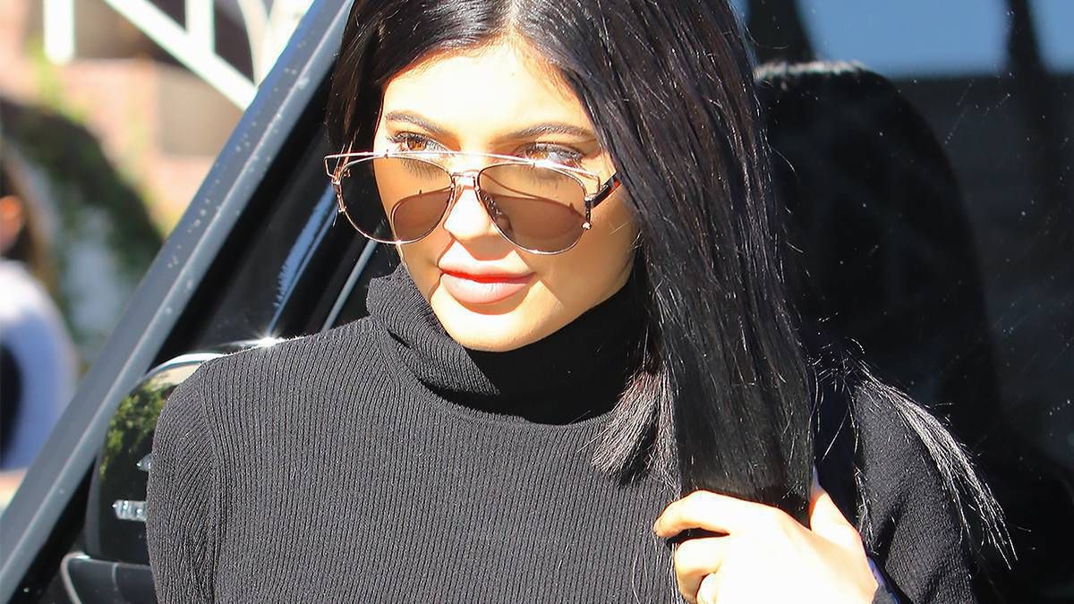 Kylie Jenner blondynką. Nowa fryzura zachwyciła internautów