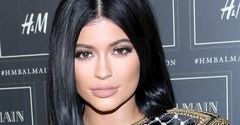 Kylie Jenner marzy o mniejszych ustach