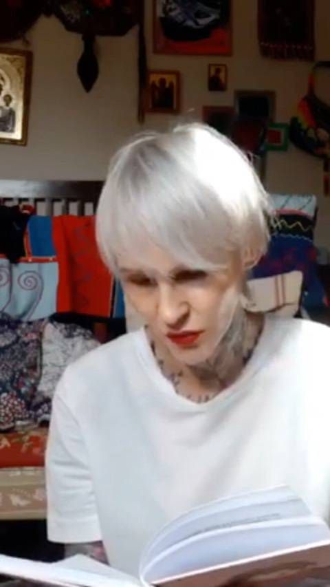 Agnieszka Chylińska ma siwe włosy