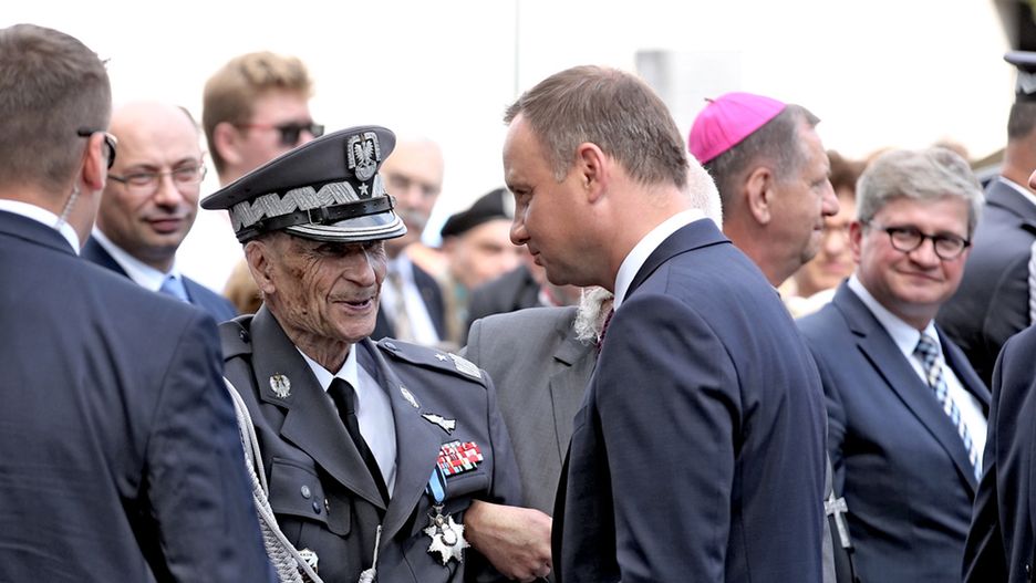 Gen. Ścibor-Rylski tuż przed swoim ostatnim przemówieniem