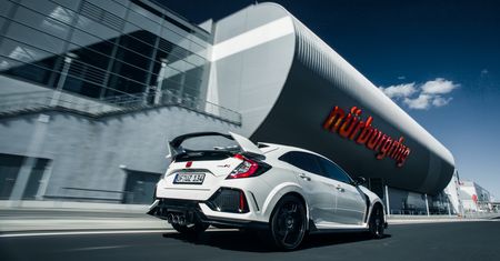 Honda Civic Type R z dwoma rekordami. Czy na pewno?