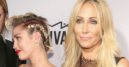 Mama Miley Cyrus też jest bardzo odważna!