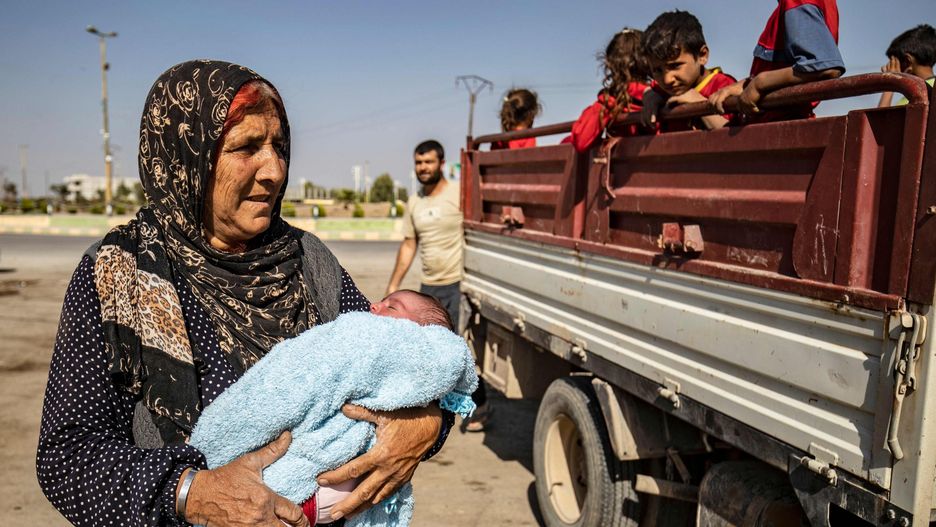 Turecka ofensywa na Syrię. Według ostatnich doniesień zginęło co najmniej 100 osób