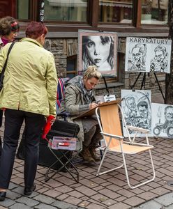 Uliczni artyści zarabiają krocie. Nawet 600 zł dziennie