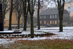 Miało być Muzeum Żydów, a będzie parking. Mieszkańcy mówią: Trzeba iść z postępem