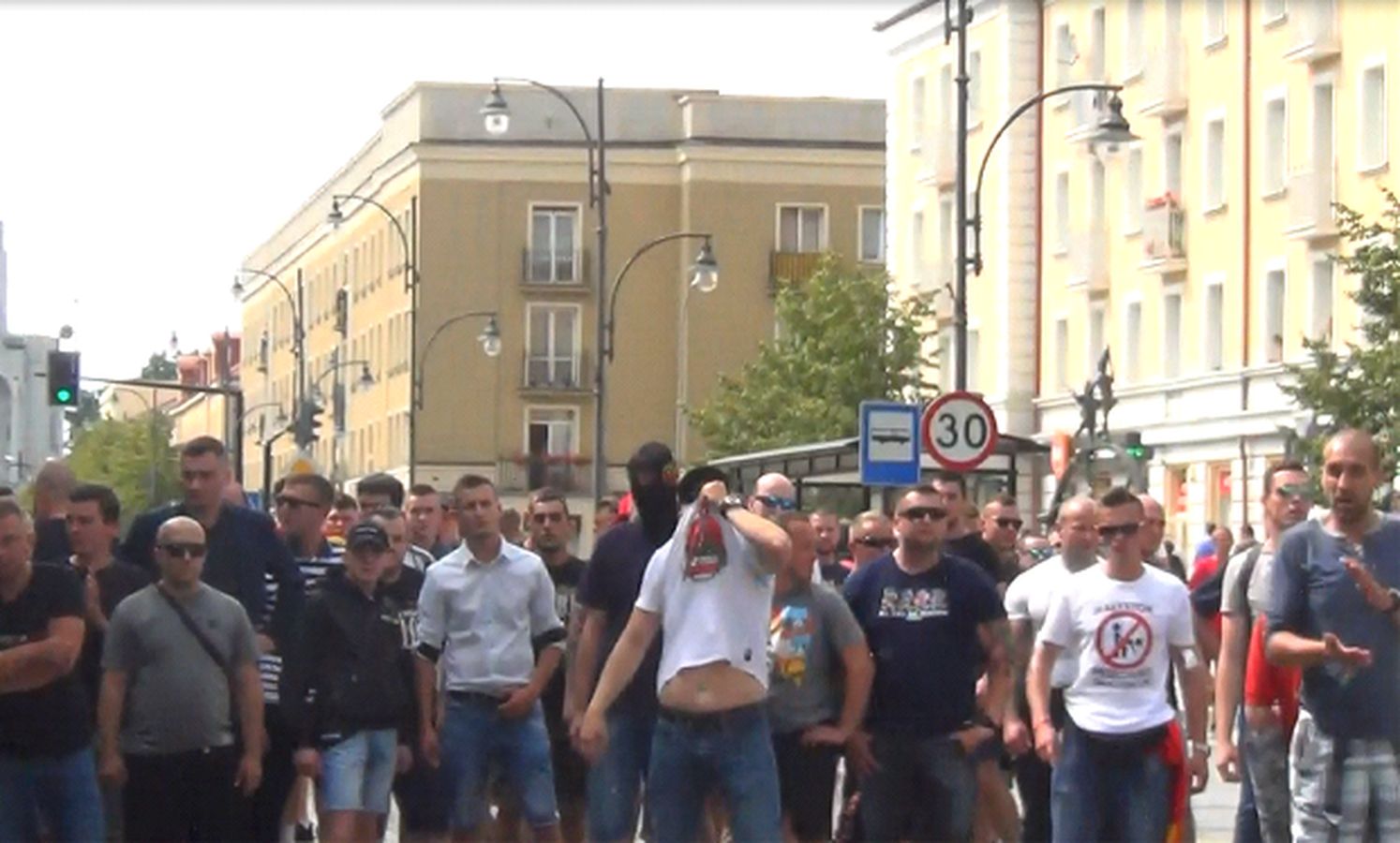 Białystok. Policja szuka uczestników kontrmanifestacji 