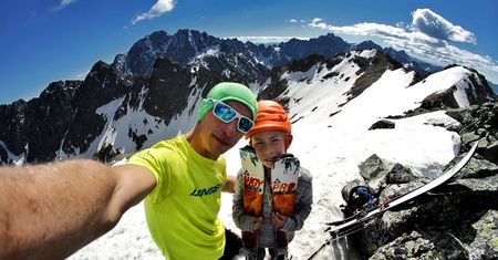 W górski świat wprowadził go tata. Alexander Piegza jest najmłodszym polskim skialpinistą