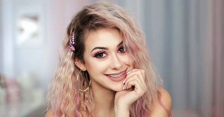 Sylwia Przybysz kompletuje wyprawkę. Zachwyca się dziecięcym wózkiem