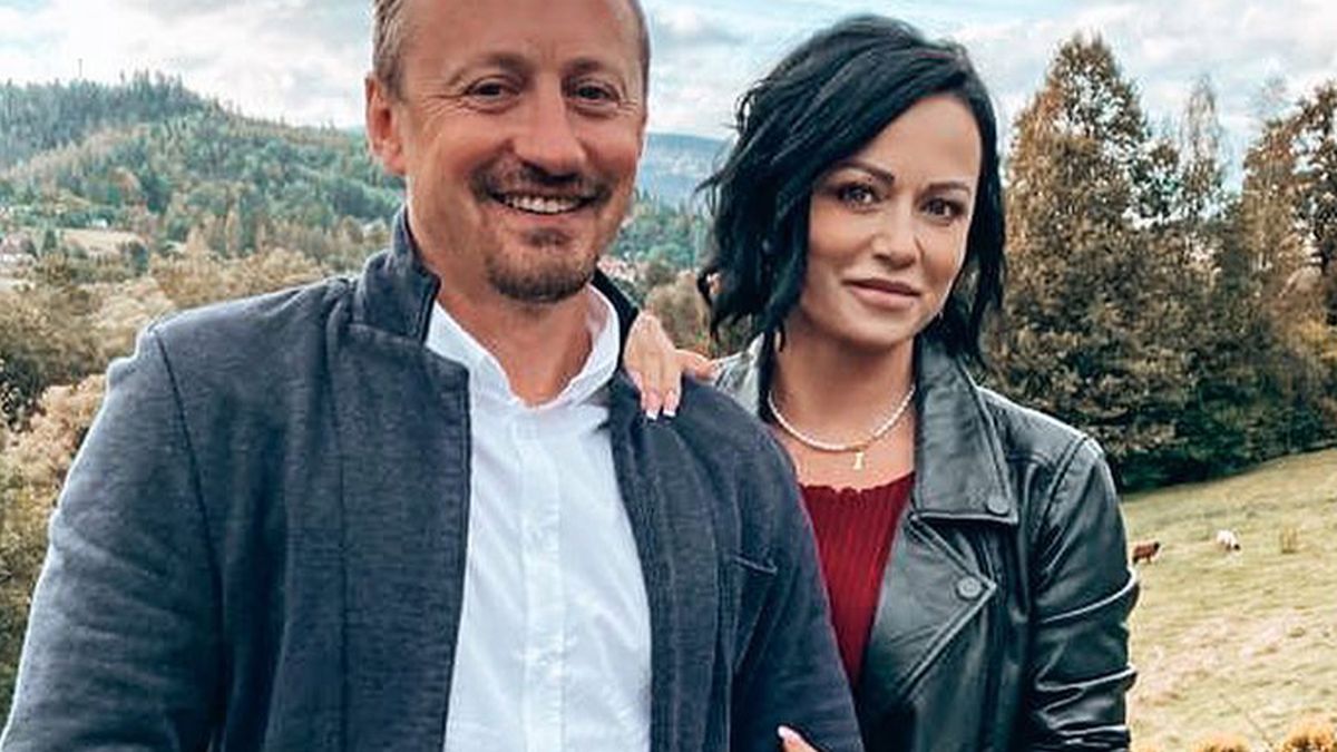 Adam Małysz pokazał zdjęcie z żoną, a fani jej nie poznali! "Obok Pana Kayah?". W komentarzach aż wrze