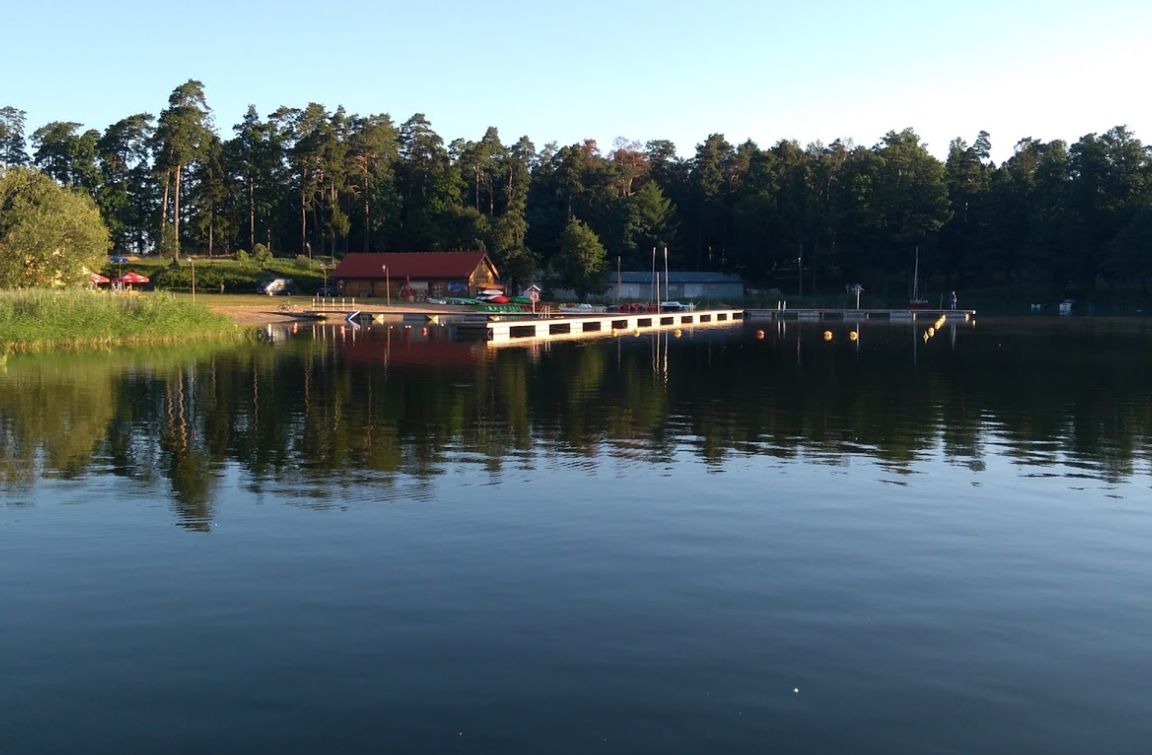 Jezioro Orzysz leży w samym sercu Mazur