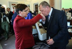 Ministrowie dyskutują o "córce leśnika", a szefowa milczy. Premier wciąż nie zabrała głosu