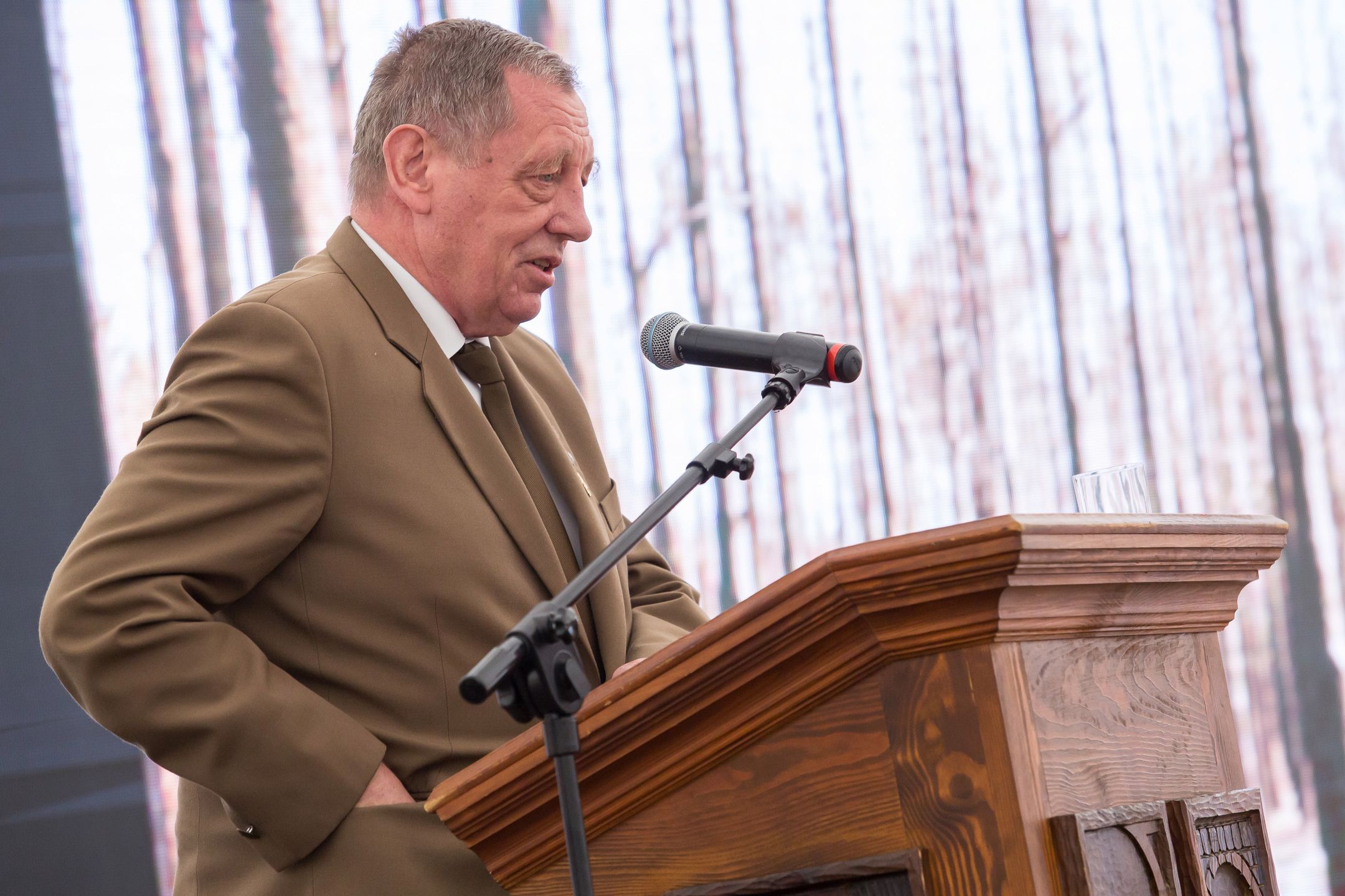 Minister Jan Szyszko na konferencji leśników we wrześniu 2016 r. 