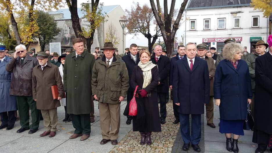 Minister środowiska Henryk Kowalczyk w towarzystwie swojego poprzednika Jana Szyszki na obchodach święta myśliwych