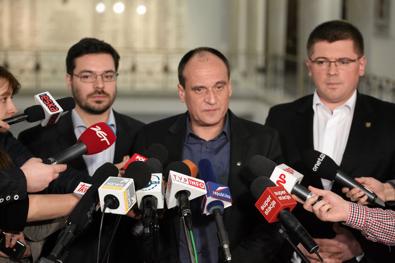 Posłowie Kukiz'15 chcą odwołać swojego wicemarszałka. Z klubu może odejść kilku posłów