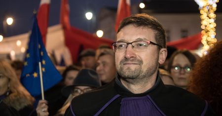 Prezes sądu zabronił wyjazdu sędziemu Juszczyszynowi. Jest doniesienie