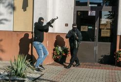 Symulowany atak terrorystów na szkołę. Uczniowie wciąż są w szoku