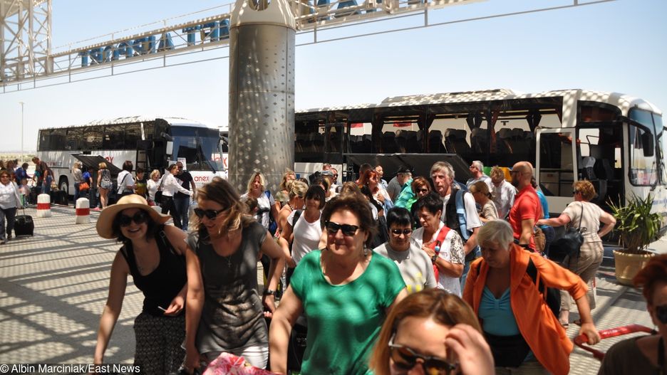 Turyści muszą uzbroić się w cierpliwość.