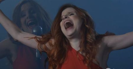 Kandydaci do Eurowizji 2016: Dorota Osińska pokazała emocjonalny teledysk do "Universal" [wideo]