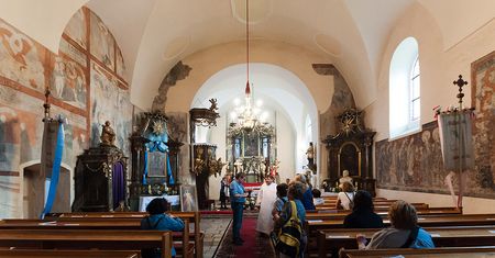 Runęła ściana zabytkowego kościoła w Hajdukach Nyskich. Ekspert: wina pogody