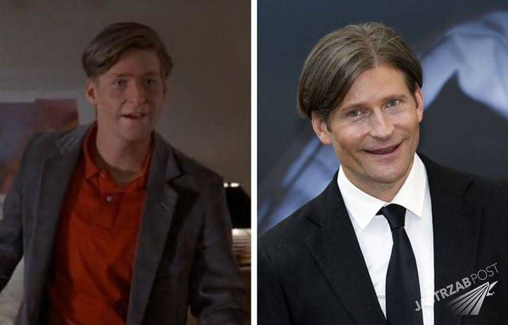George McFly (Crispin Glover), w serialu - 47, obecne - 51