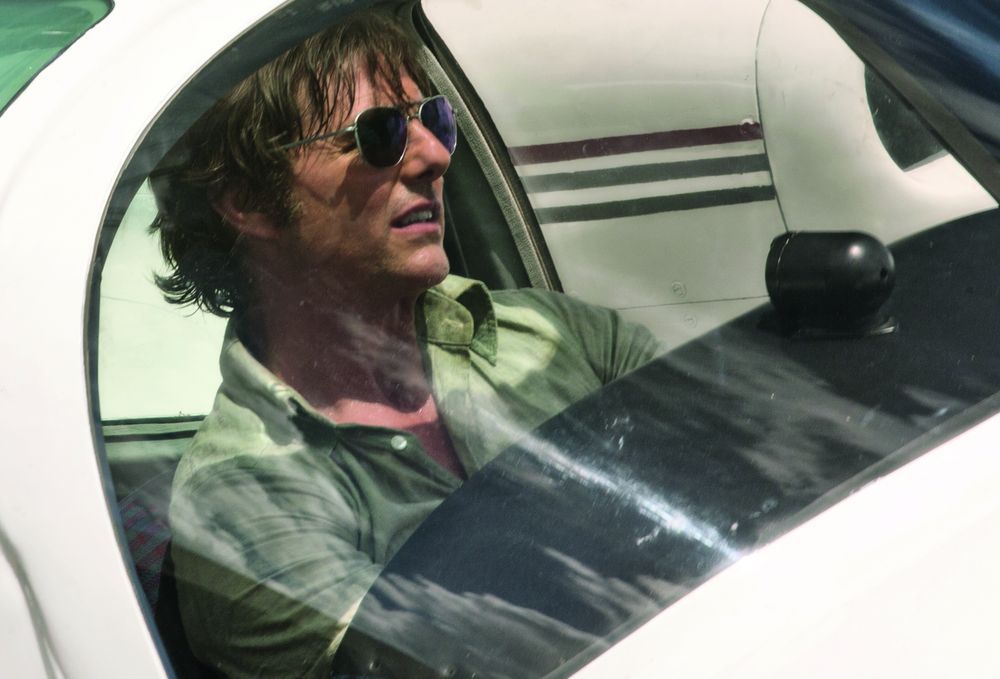 Tom Cruise w filmie "Barry Seal: Król przemytu"