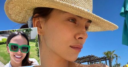 Paulina Krupińska wie jak się ubrać na plażę. Postawiła na nietypowy kolor