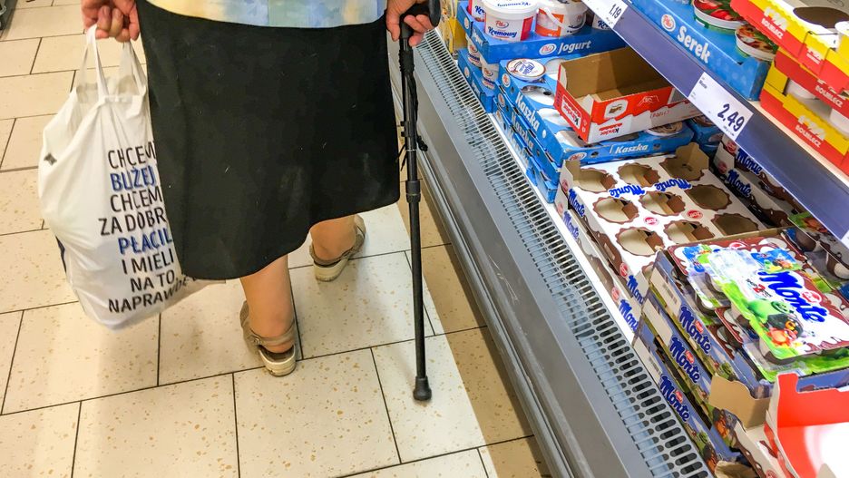 Dobre wieści dla emerytów. Rząd przyjmie ustawy przyznające 13. i 14. emeryturę w ciągu pierwszych 100 dni urzędowania.