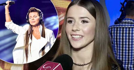 Roksana Węgiel pociesza Edytę Górniak po wpadce w Sopocie: "Show must go on" [WIDEO]