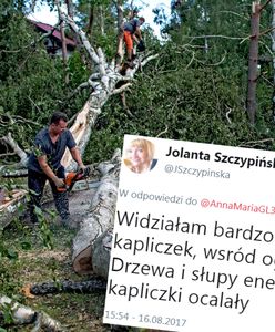 Wichury demolowały domy. Jolanta Szczypińska cieszy się... z ocalałego krzyża