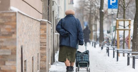 Waloryzacja rent i emerytur. Rząd nieco się przeliczył