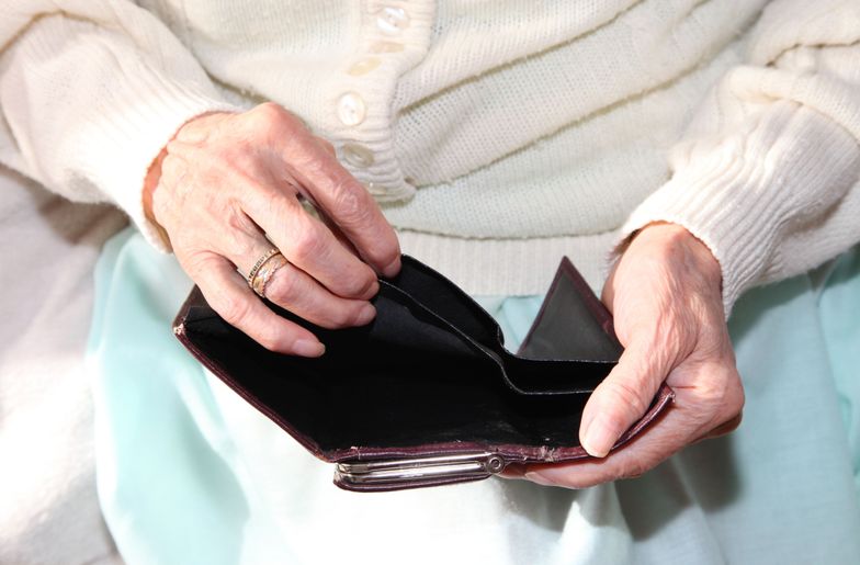 Trzynasta emerytura trafi do emerytów? Posłowie PiS proponują nowe źródło finansowania.
