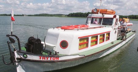 Zatonął tzw. statek papieski. Służby rozkładają ręce