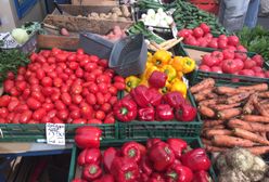 Biedronka, Lidl czy jednak osiedlowy bazarek - zrobiliśmy zakupy i sprawdziliśmy, gdzie jest najtaniej