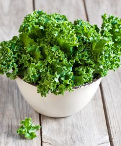 Jedno z najzdrowszych zielonych warzyw – coraz popularniejsze na polskich stołach