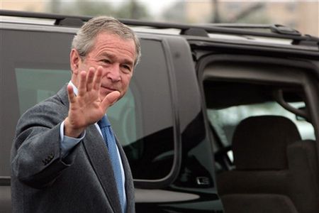 George Bush modlił się za żołnierzy w Iraku