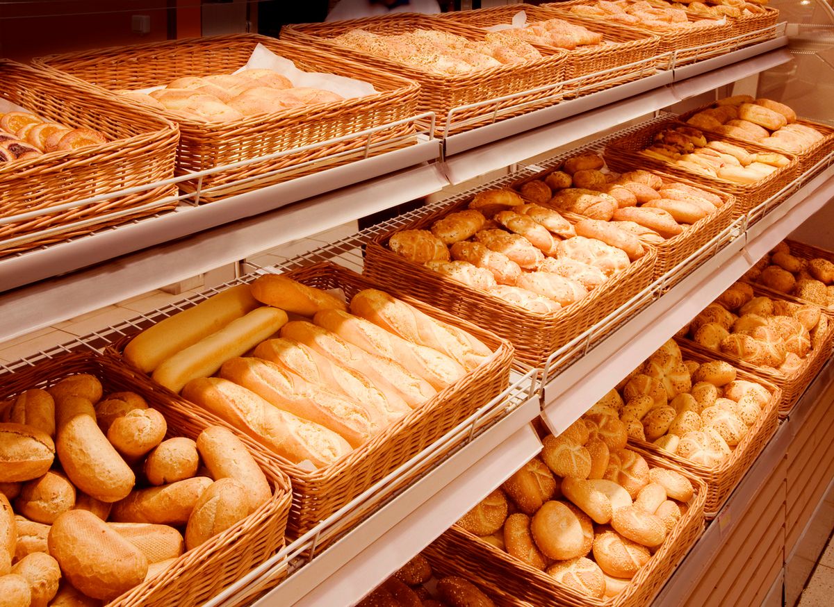 Jemy coraz mniej pieczywa. Co znajdziemy w chlebie?
