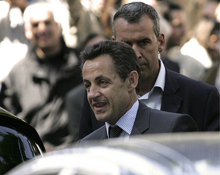 Szwajcarskie media: Sarkozy wygrywa z Royal