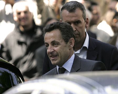 Szwajcarskie media: Sarkozy wygrywa z Royal