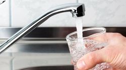 Magnetyzery wody poprawiają wchłanianie wapnia? Dałeś się nabrać na kolejną ściemę